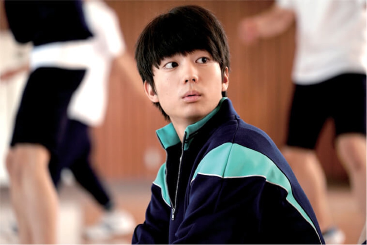 Kotera-san Climbs! Kondo in the school gym