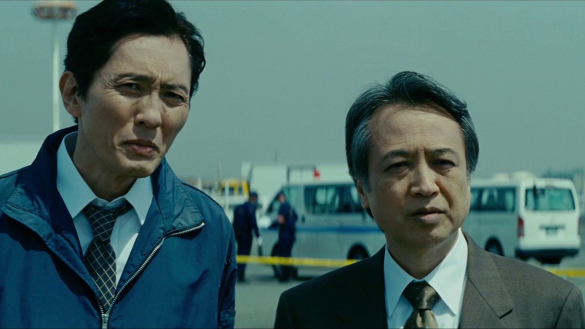 Beyond Outrage (2012) - Detective Shigeta (Yutaka Matsushige) and Detective Kataoka (Fumiyo Kohinata)
